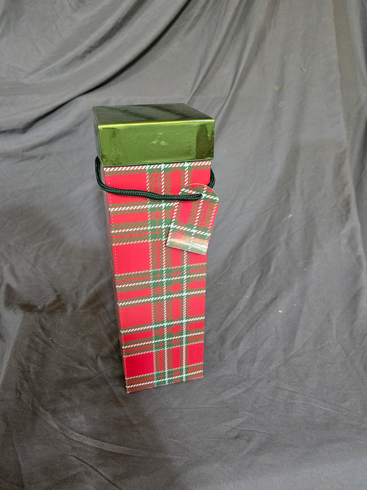 Red and Green Plaid Wine Bottle Gift Box